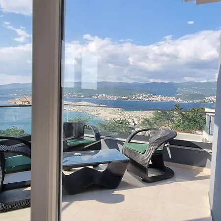 Lägenhet Punta By Interhome