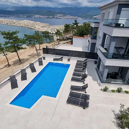Lägenhet Punta By Interhome